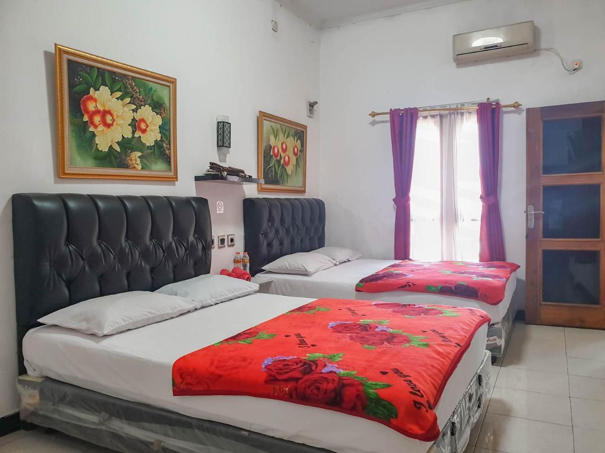 Wisma Vandera Syariah Garut Mitra Reddoorz Екстер'єр фото